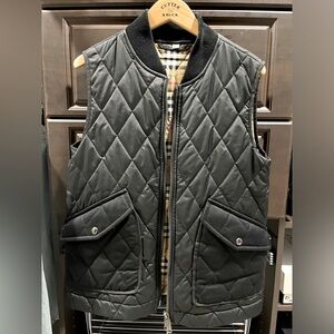 Burberry quilted vest - black